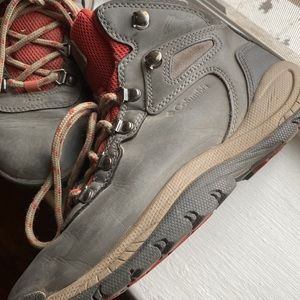 Columbia womens size 8